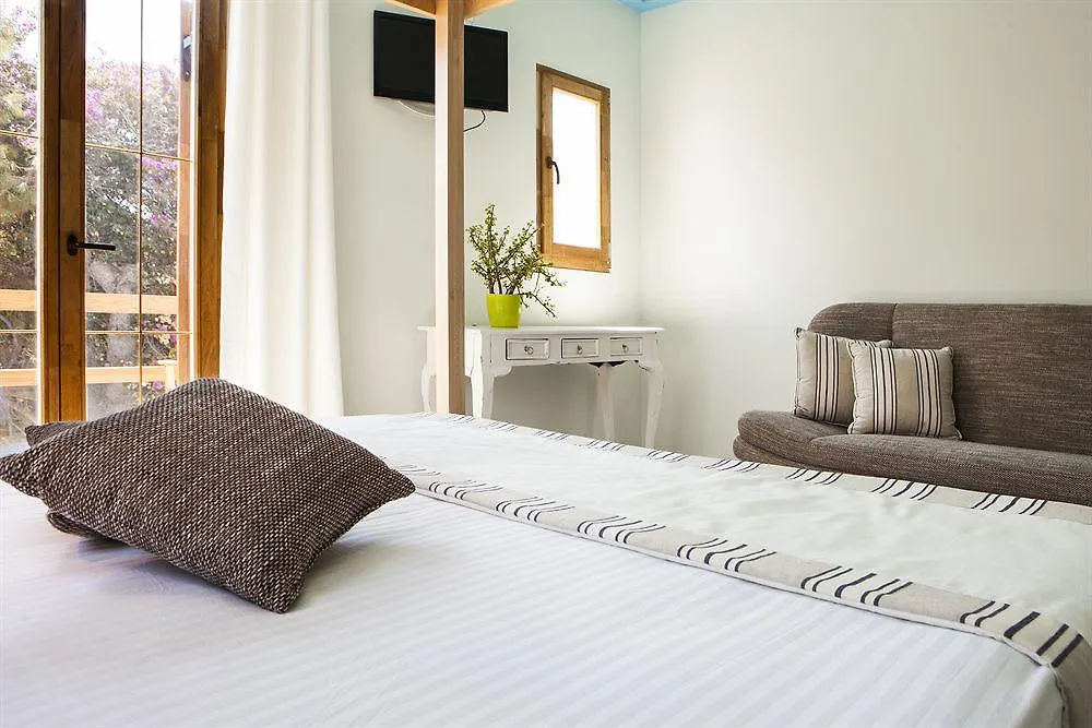 Psarou Beach Mykonos Town Hotel